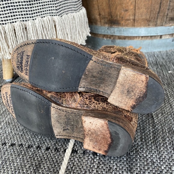 The Vintage Shoe Co. Distress Moto Boot - Picture 4 of 10